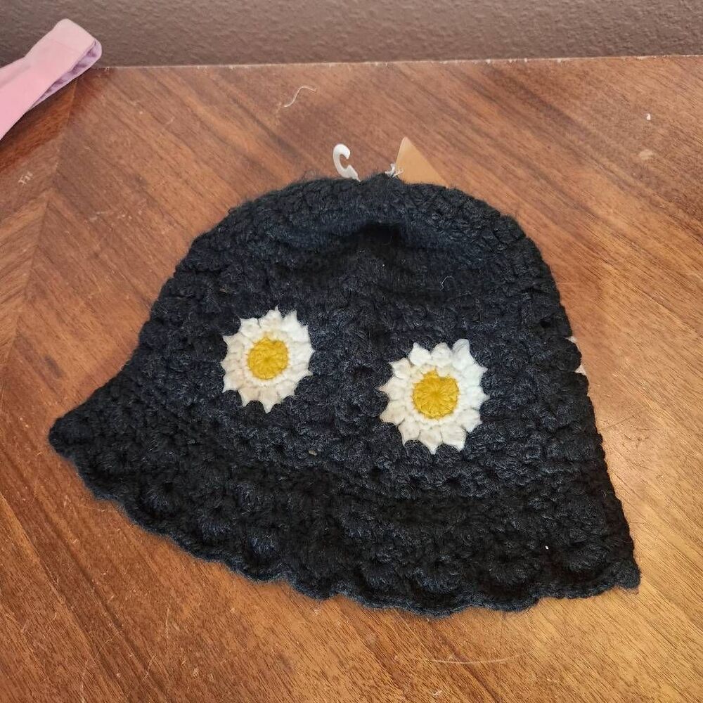 Grunge daisy bucket hat - Picture 2 of 2